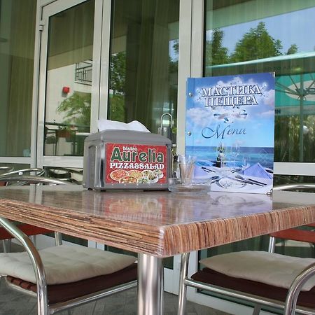 Family Hotel Aurelia 阳光海滩 外观 照片