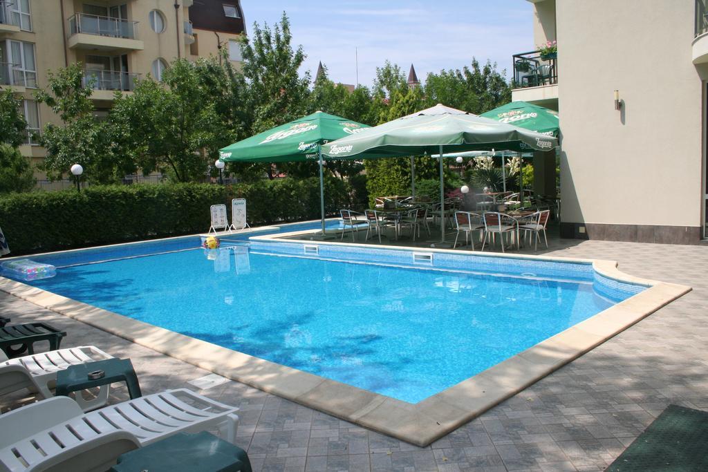 Family Hotel Aurelia 阳光海滩 外观 照片