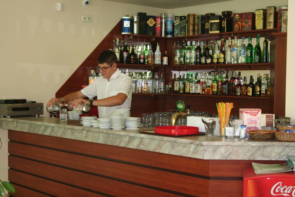 Family Hotel Aurelia 阳光海滩 外观 照片